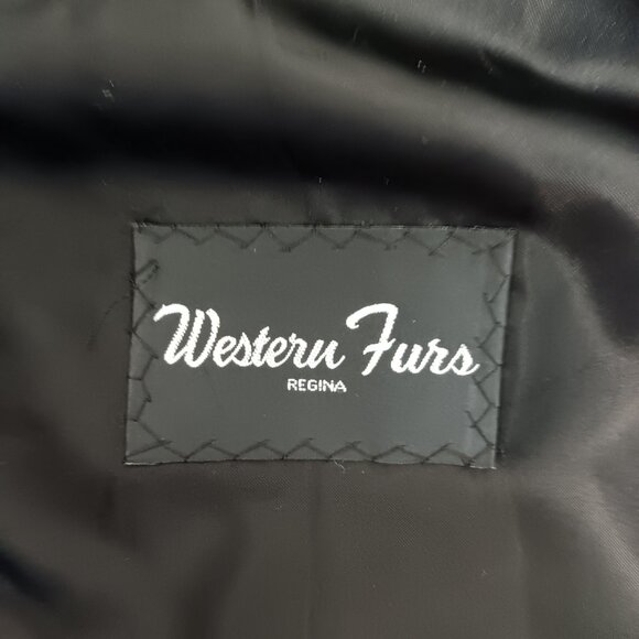 Glamourous Vintage Deep Brown Black Fur Mink Coat 1980s Canada - Picture 7 of 10